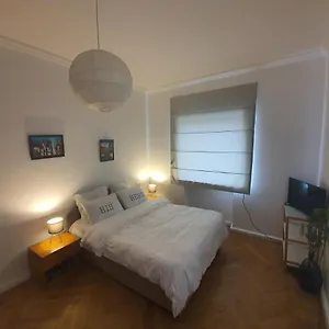 Апартаменты комплекс Two Balconies Dry Bridge